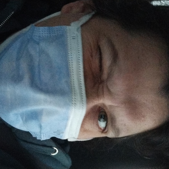 Meet your Posher, Darlene - Picture 2 of 2